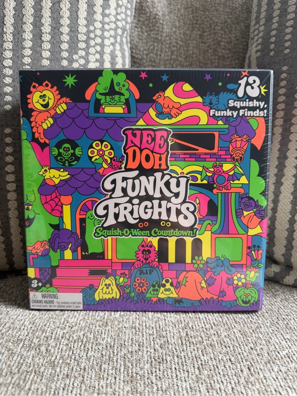 NeeDoh Funky Frights Squish-O-Ween Countdown Squishy set